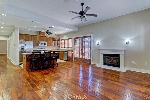 Photo - 130 N Vermont Ave