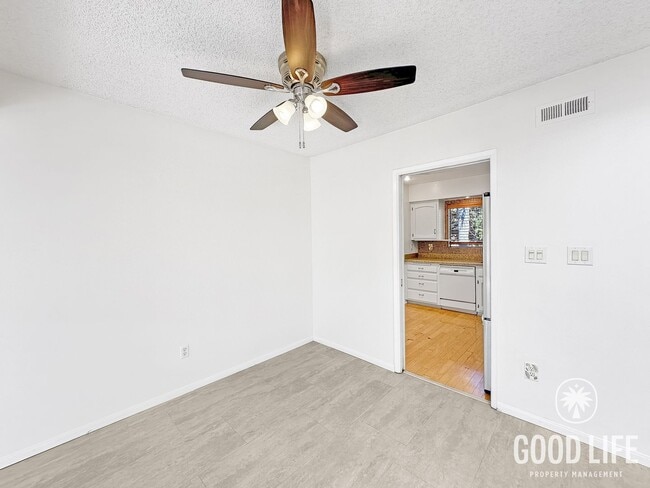 Photo - Spacious 2B/2BA condo available in San Carlos!