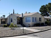 Photo - Studio Cottage w/ huge storage shed! Move-in Special