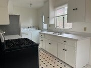 Photo - Ash Ave. Unit A