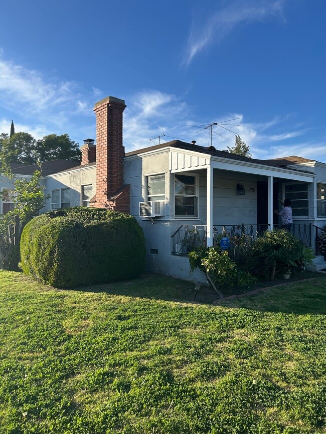 Photo - 5003 Fulton Ave Unit 5003