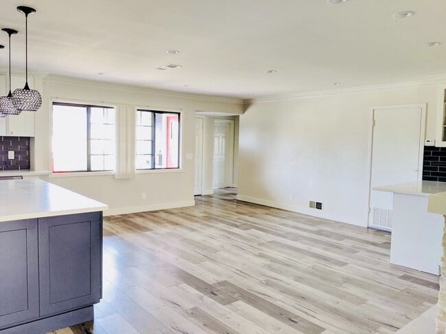 Photo - 10242 Tyhurst Rd