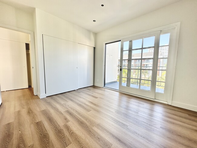 Photo - 1541 Ocean Ave Unit 306