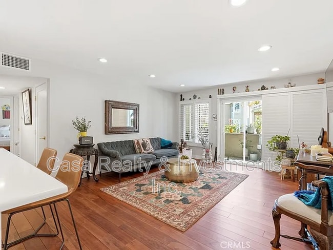 Photo - 3860 Amberly Dr