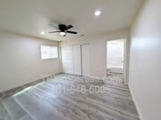 Photo - 1358 N Murray St