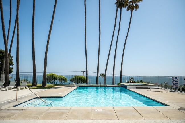 Photo - 17352 Sunset Blvd