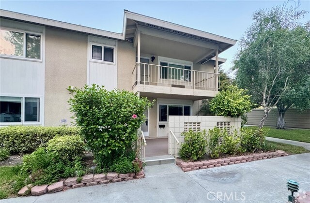 Building Photo - 281 Avenida Carmel Rental