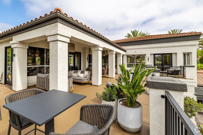 Clubhouse Rooftop - ARTÀ Apartments