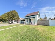 Photo - Los Alamitos 4 Bed 2 Bath House - 2 Car Gar - Wood Flooring - Huge Yard - Cute!!!