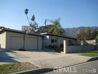 Building Photo - 655 N Treanor Ave Rental