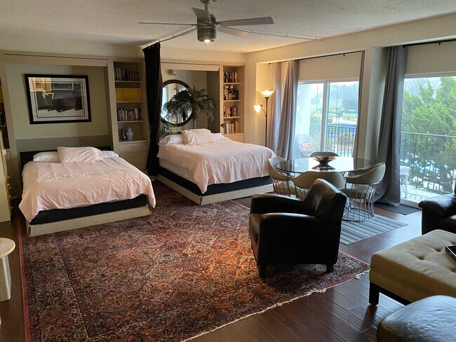 Photo - 2005 Costa Del Mar Rd