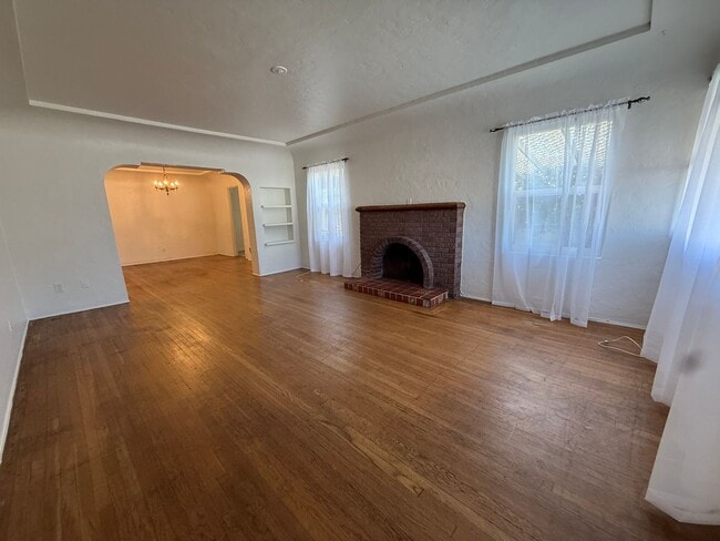Building Photo - 4625 Cajon Way