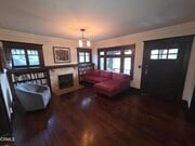 Photo - 126 N Meridith Ave