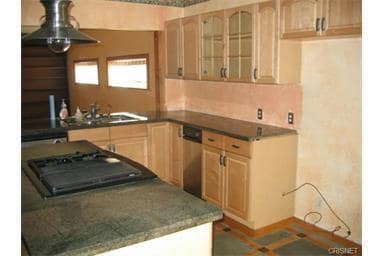Photo - Winnetka 3+2 Redone In and Out