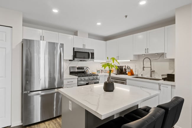 Photo - 1240 India St Unit 2103