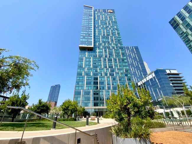 Photo - 889 Francisco St Unit 1105