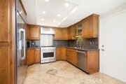 Photo - 24291 Hillview Dr House