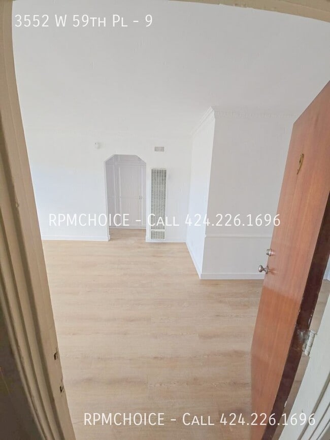 Building Photo - 3552 W 59th Pl Unit 9