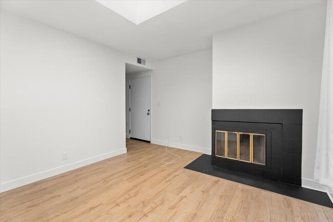 Photo - 3615 Veteran Ave