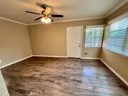 Photo - 313 W Bennett Ave