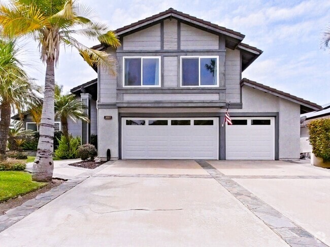 Building Photo - Spectacular 4 bedroom family home with oce...