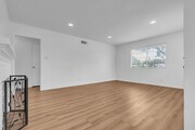 Photo - 2502 S Olive St