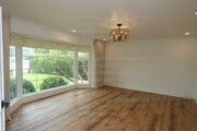 Photo - 829 N Elmwood St