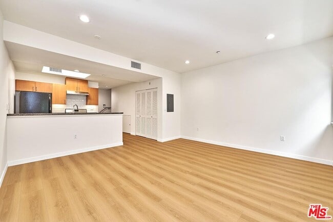 Photo - 2864 Sunset Pl Unit 203