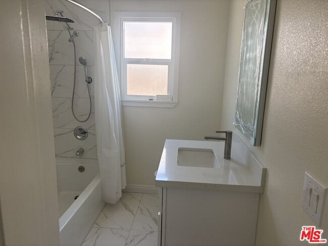 Photo - 1627 S Ogden Dr Unit 1629
