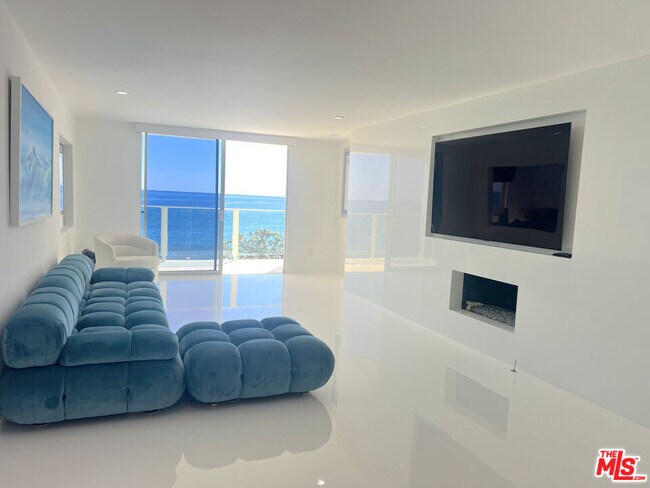 Photo - 22548 Pacific Coast Hwy Unit 203