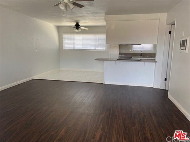 Building Photo - 1326 Amethyst St Unit c