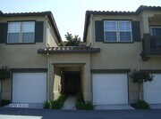 Photo - Spacious Three Bedroom Townhouse with Atta...