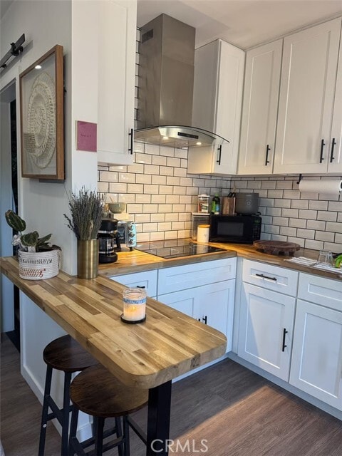 Photo - 14828 Saticoy St