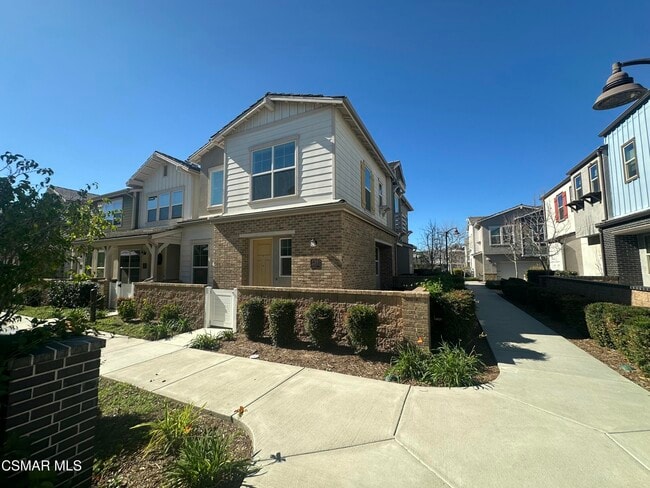 Photo - 139 Farmhouse Dr