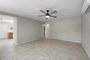 Photo - 207 Flora St