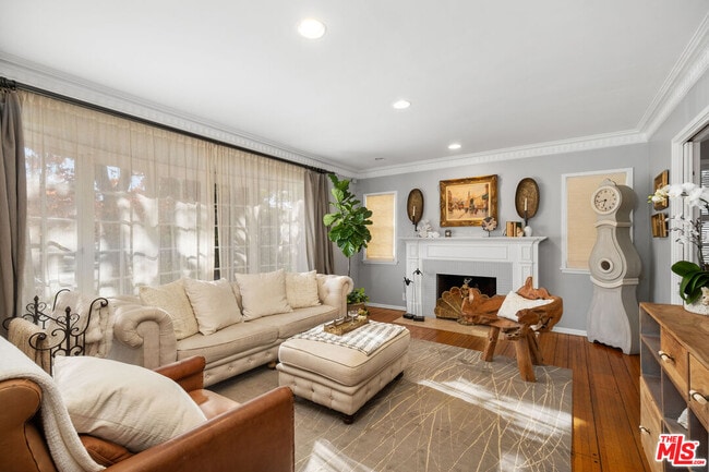 Photo - 9031 David Ave