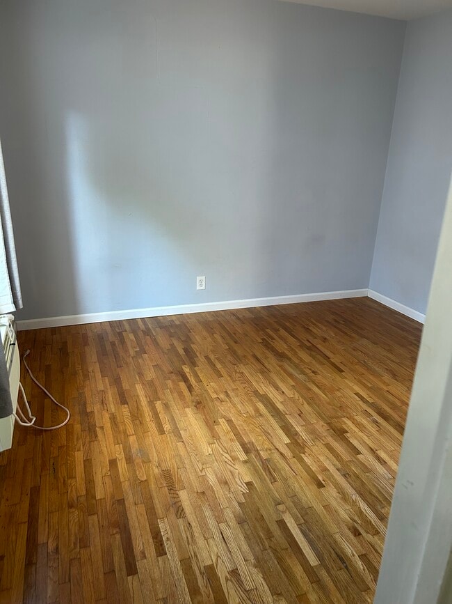 Building Photo - 1025 Locust St Unit 1025