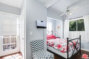 Photo - 139 Rexford Dr