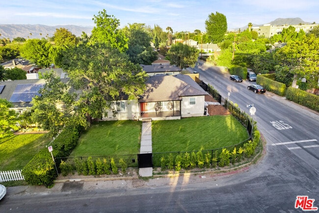 Building Photo - 5500 Morella Ave