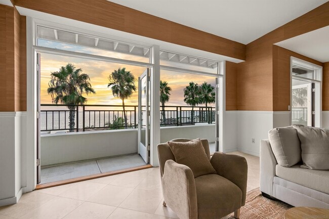 Photo - 5430 La Jolla Blvd Unit C302