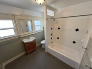 Photo - Upper Spacious Bankers Hill Apartment Unit! Unit 2621 1st Avenue #06