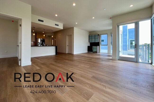 Photo - 1001 N Fairfax Ave Unit PH3