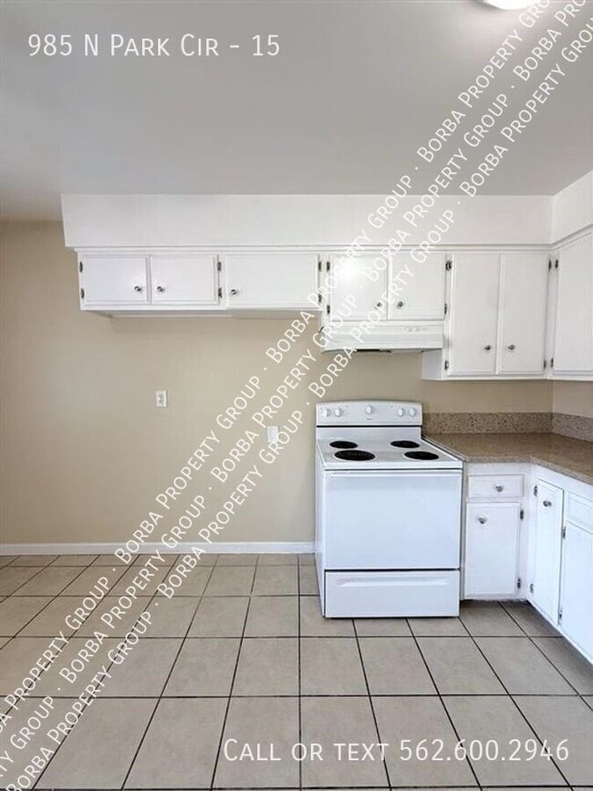 Photo - 985 N Pk Cir Unit 15