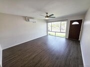 Photo - 4907 Iroquois Ave