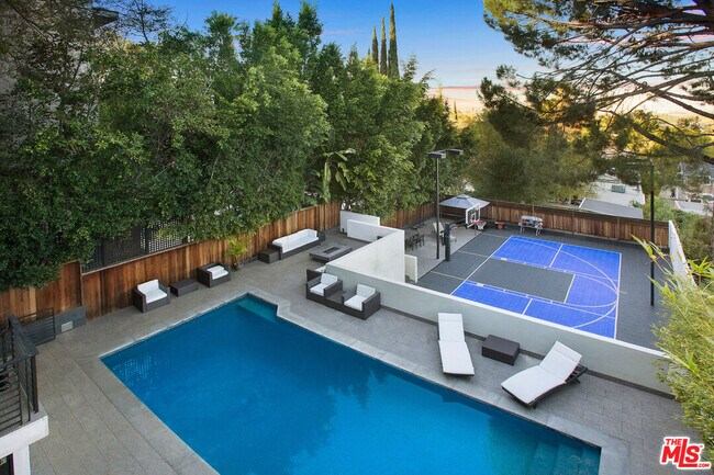 Photo - 14835 Valley Vista Blvd