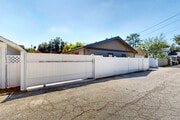 Photo - 1843 Las Lunas St
