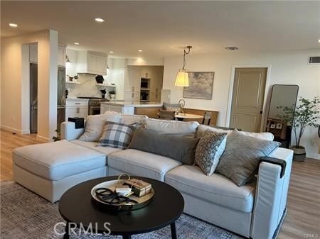 Photo - 723 Palisades Beach Rd Unit 101