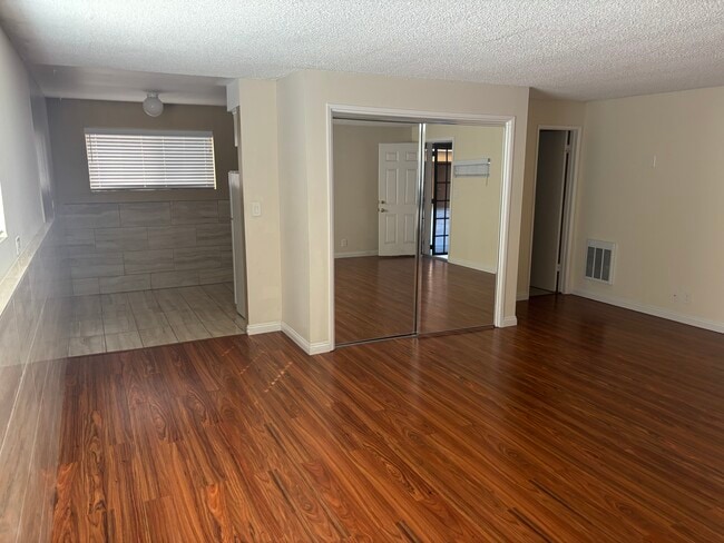 Photo - 15903 Halldale Ave Unit 1