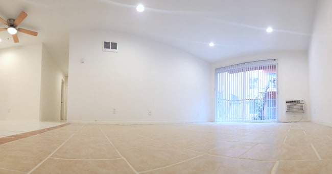 Photo - 8108 Langdon Ave Unit 1