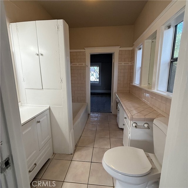 Photo - 4749 Bandini Ave